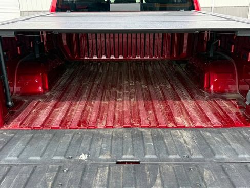 Used 2021 GMC Sierra 1500 Elevation w/ Preferred Package AWD/4WD image 24