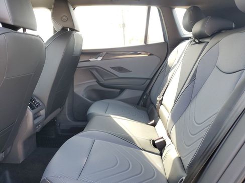 New 2026 Volkswagen Tiguan SE R-Line FWD image 11