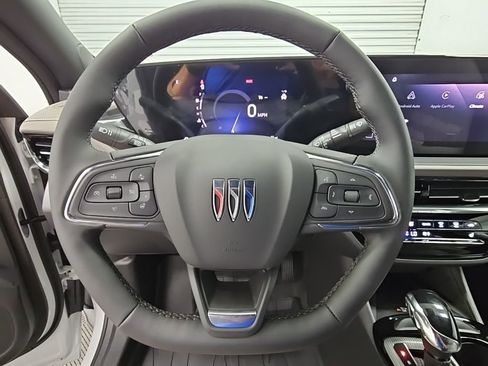 New 2026 Buick Envista Avenir image 24