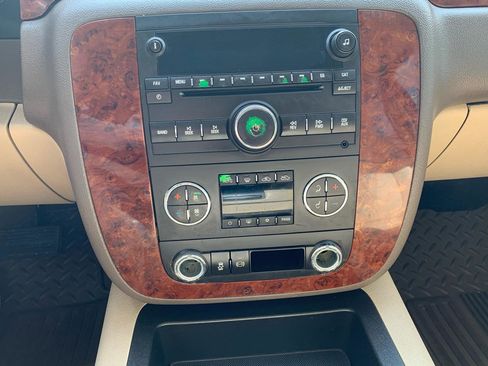 Used 2013 Chevrolet Silverado 3500 LTZ image 25