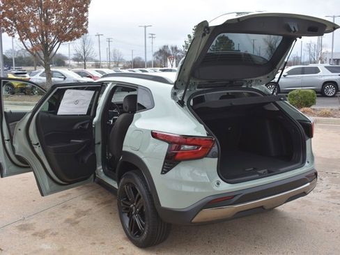 New 2026 Chevrolet Trax ACTIV image 17