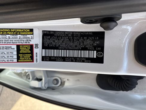 Used 2022 Lexus ES 250 w/ Premium Package image 35