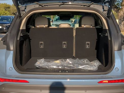 New 2026 Lincoln Corsair Reserve FWD image 23