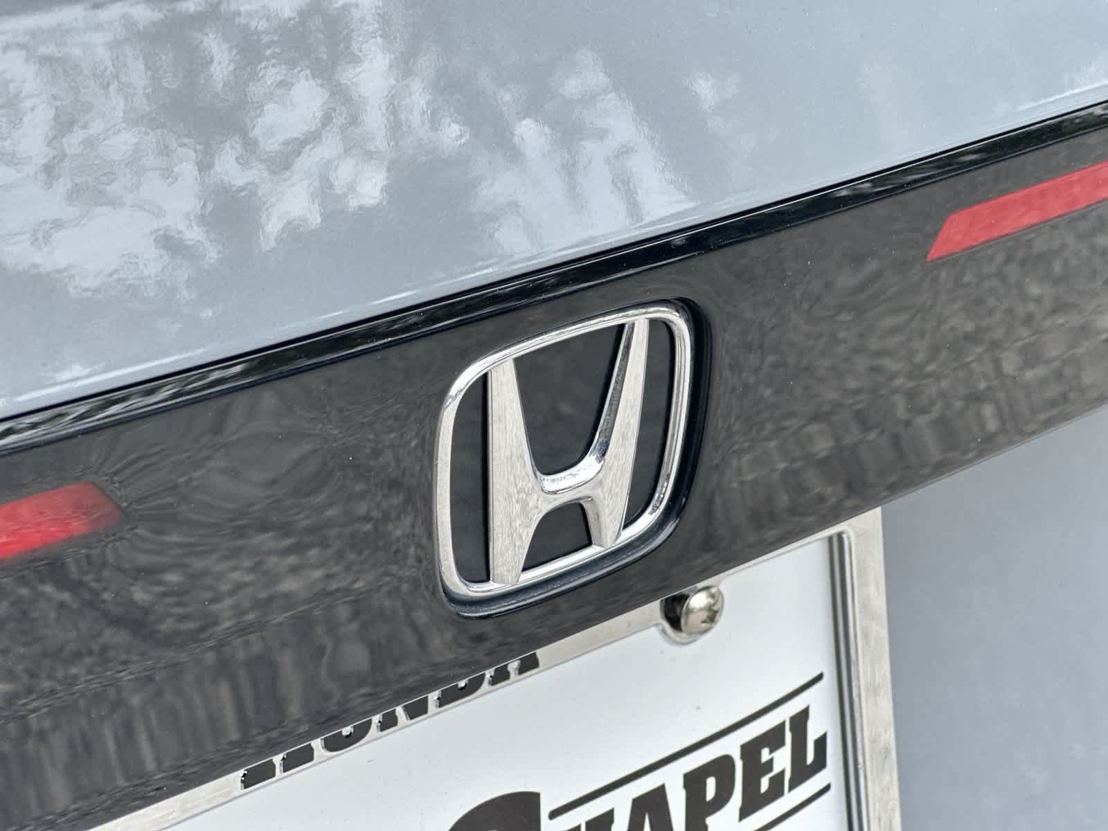 Used 2025 Honda Accord SE image 10