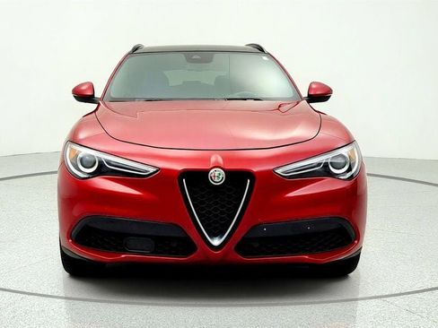 Used 2018 Alfa Romeo Stelvio Ti Sport AWD/4WD image 2