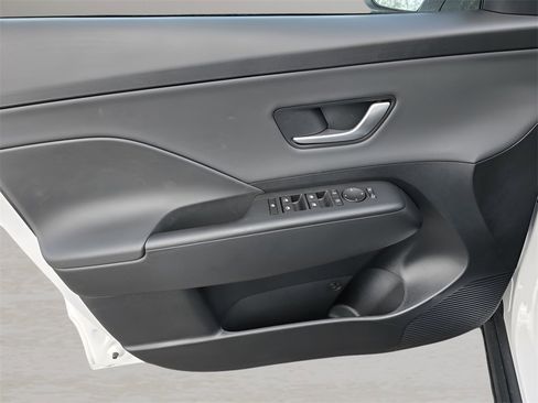 New 2026 Hyundai Kona SEL Premium image 12