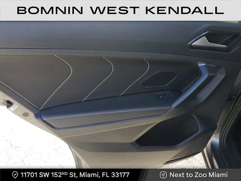 Used 2022 Volkswagen Tiguan SE image 19