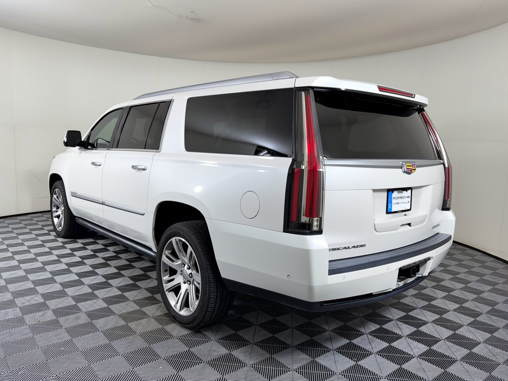 Used 2019 Cadillac Escalade ESV Premium Luxury AWD/4WD image 3