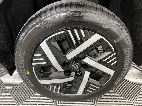 New 2026 Nissan Kicks SV image 18