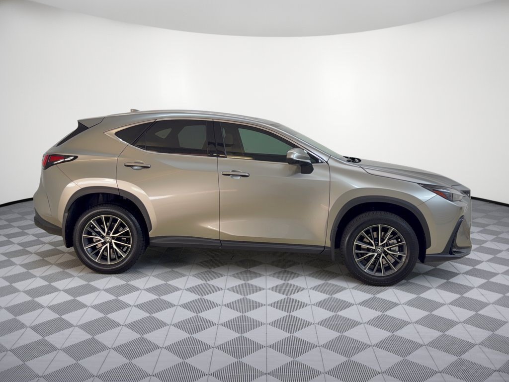 Used 2024 Lexus NX 250 FWD w/ Towing Package (2000 Lbs) image 8