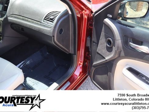 Used 2020 Chrysler 300 Limited RWD image 32