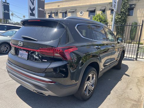 Used 2023 Hyundai Santa Fe SEL AWD/4WD image 4