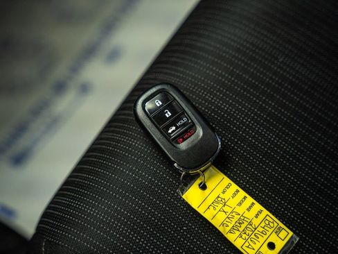 Used 2022 Honda Civic LX image 40