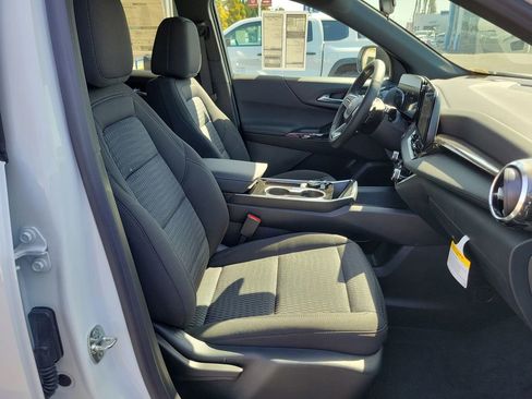 New 2026 Chevrolet Equinox LT FWD image 18