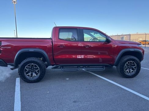 Used 2025 Chevrolet Colorado ZR2 w/ Technology Package image 5