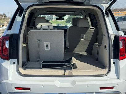 Used 2022 GMC Acadia Denali w/ Denali Technology Package