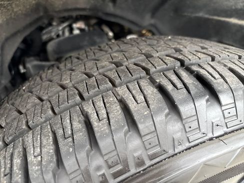 Used 2025 RAM 1500 Big Horn AWD/4WD image 32