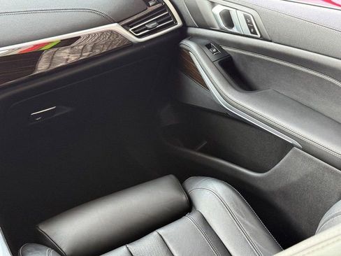 Used 2021 BMW X5 xDrive40i w/ Convenience Package image 13