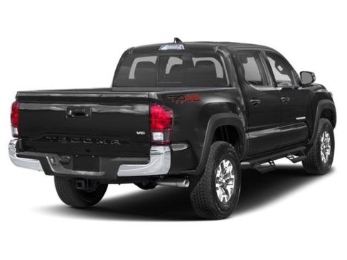 Used 2019 Toyota Tacoma TRD Off-Road w/ Technology Package AWD/4WD image 2