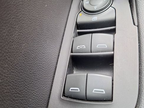 Used 2019 Chevrolet Blazer RS FWD image 19