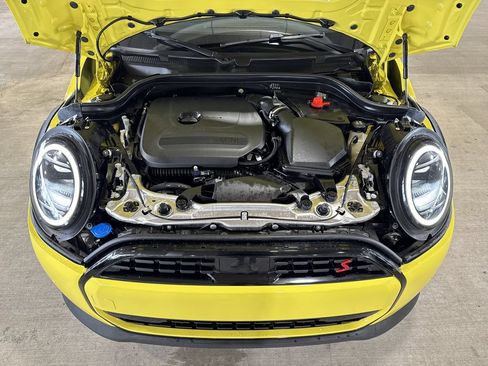 Used 2025 MINI Cooper S FWD image 30