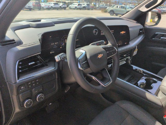 Used 2026 Chevrolet Tahoe LS RWD image 16