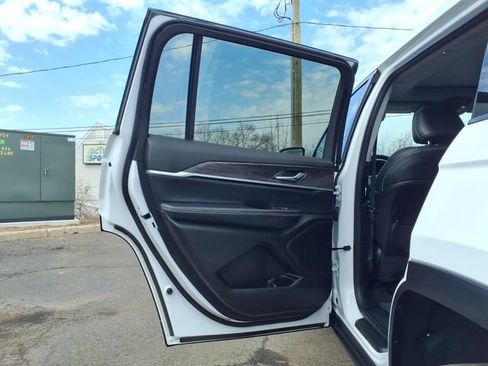 Certified 2023 Jeep Grand Cherokee L Limited image 14