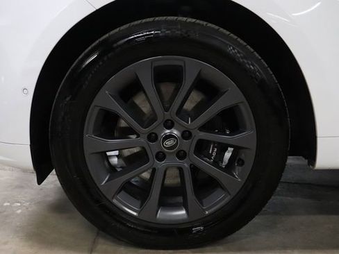 Used 2024 Land Rover Range Rover Sport Dynamic SE AWD/4WD image 37
