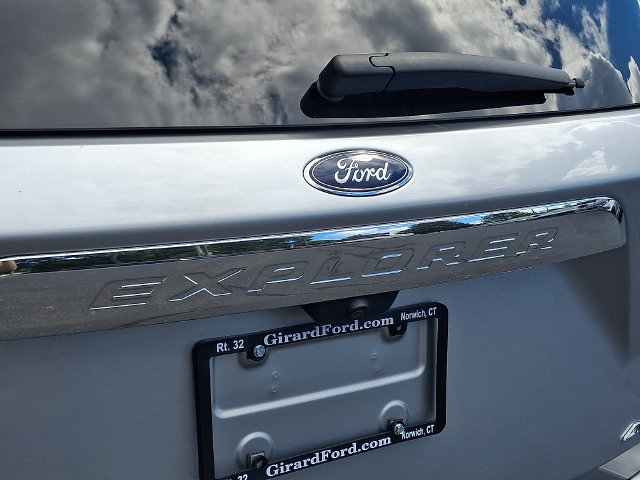 Certified 2023 Ford Explorer XLT w/ Equipment Group 202A AWD/4WD image 32