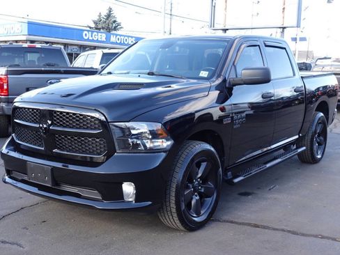 Used 2022 RAM 1500 Express w/ Wheel & Sound Group image 1