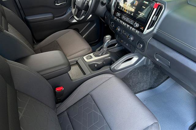 New 2026 Nissan Frontier SV w/ Tow Package AWD/4WD image 16