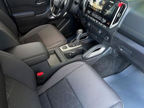 New 2026 Nissan Frontier SV w/ Tow Package image 16