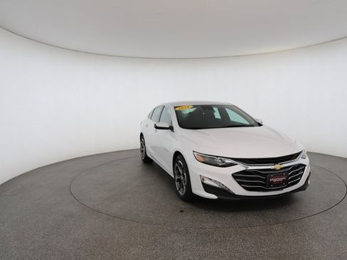 Used 2024 Chevrolet Malibu LT image 28