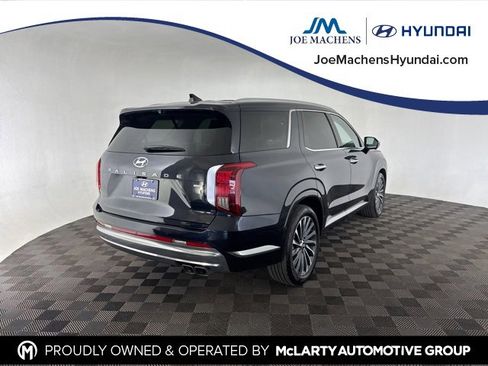 Certified 2025 Hyundai Palisade Calligraphy image 9