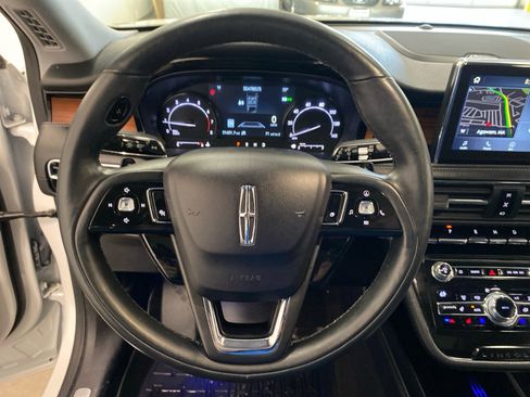 Used 2020 Lincoln Corsair Reserve w/ Equipment Group 201A image 18