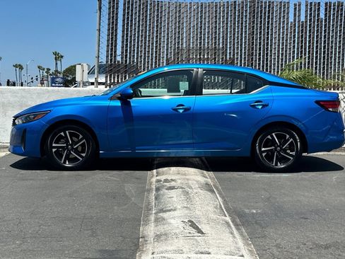 Used 2024 Nissan Sentra SV FWD image 7