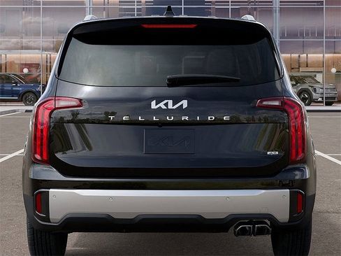 New 2025 Kia Telluride S image 13
