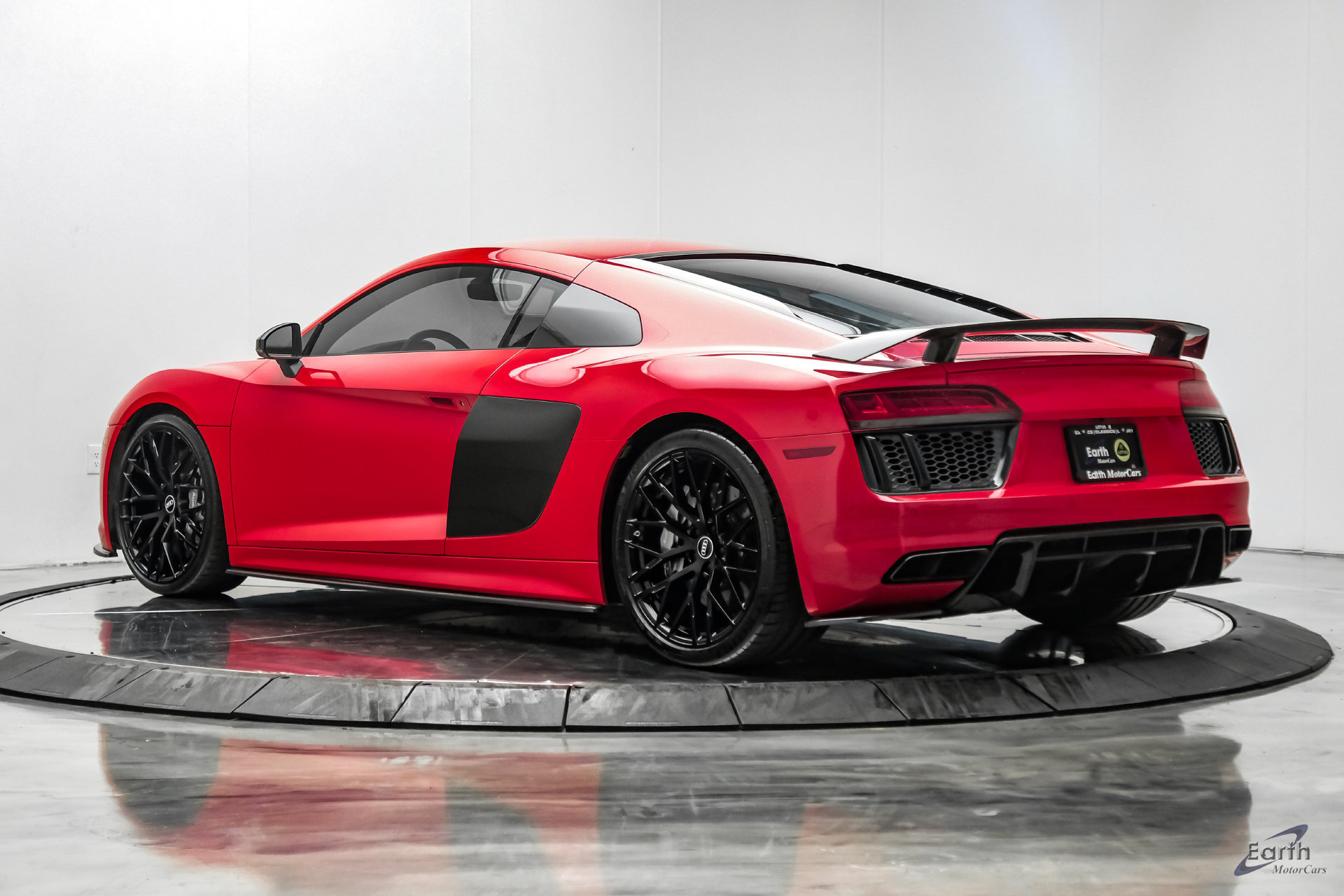 Used 2017 Audi R8 V10 plus AWD/4WD image 9