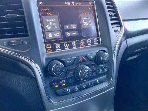 Used 2018 Jeep Grand Cherokee Altitude RWD image 33