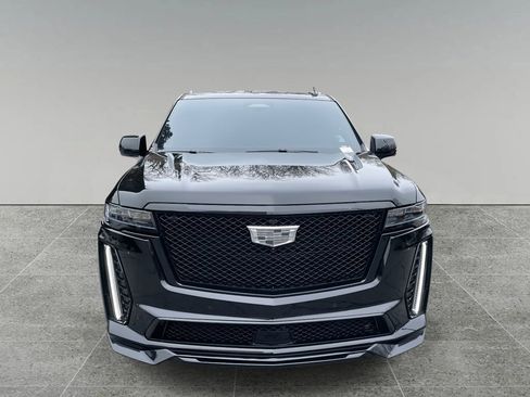 Certified 2023 Cadillac Escalade V image 8