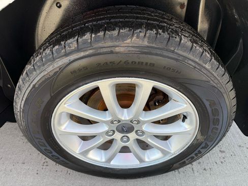 Used 2010 Ford Edge SEL image 10