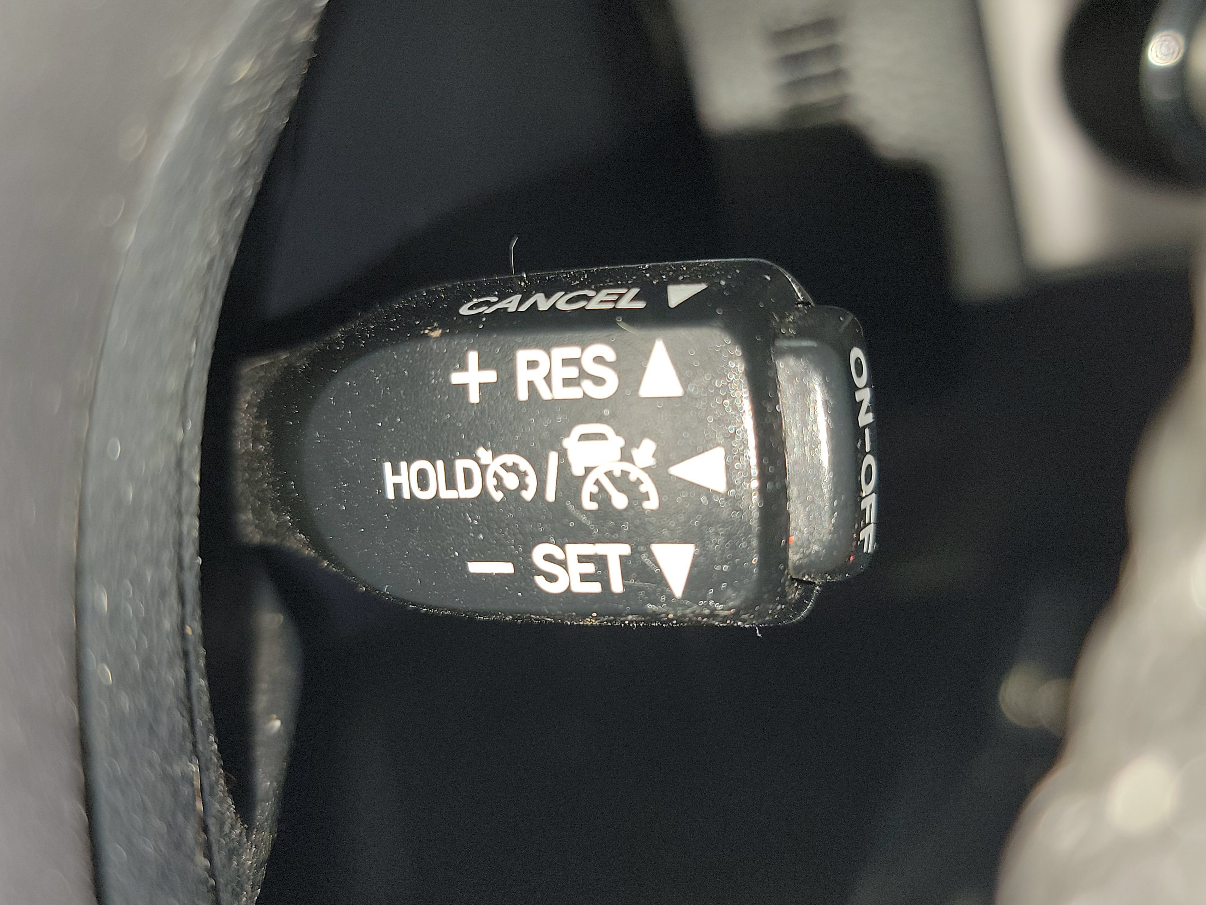Used 2019 Toyota Tacoma TRD Sport AWD/4WD image 33