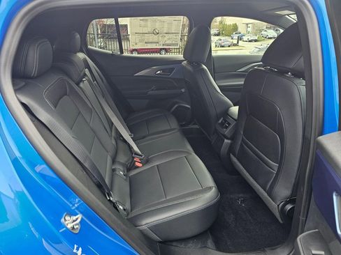 New 2026 Chevrolet Equinox EV LT image 12