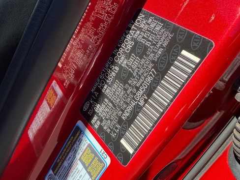 Used 2021 Kia Sorento EX image 28