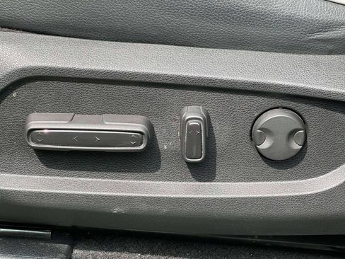 Certified 2025 Honda Pilot Elite image 14