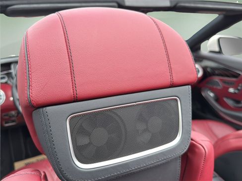 Used 2017 Mercedes-Benz S 550 Cabriolet image 28