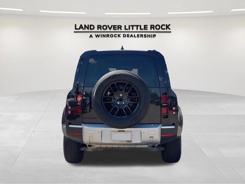 Used 2025 Land Rover Defender 110 S AWD/4WD image 7