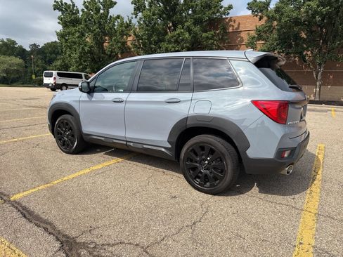 Used 2023 Honda Passport EX-L image 30
