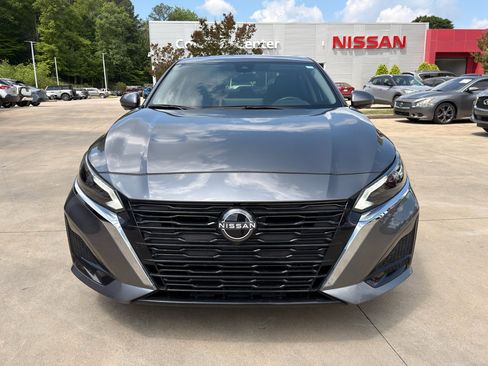 Used 2025 Nissan Altima 2.5 SL image 6