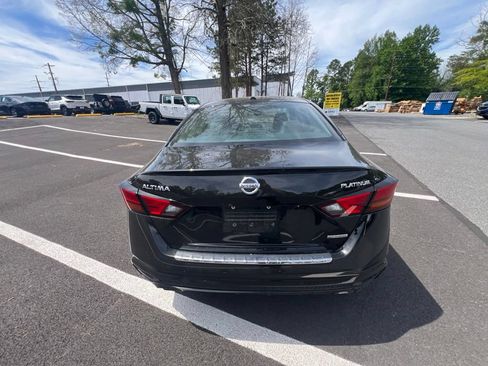 Used 2020 Nissan Altima 2.0 Platinum FWD image 6